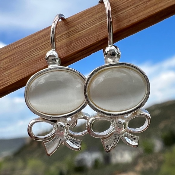 🎁 NEW 925 SS & Polished Selenite Earrings - Picture 3 of 8